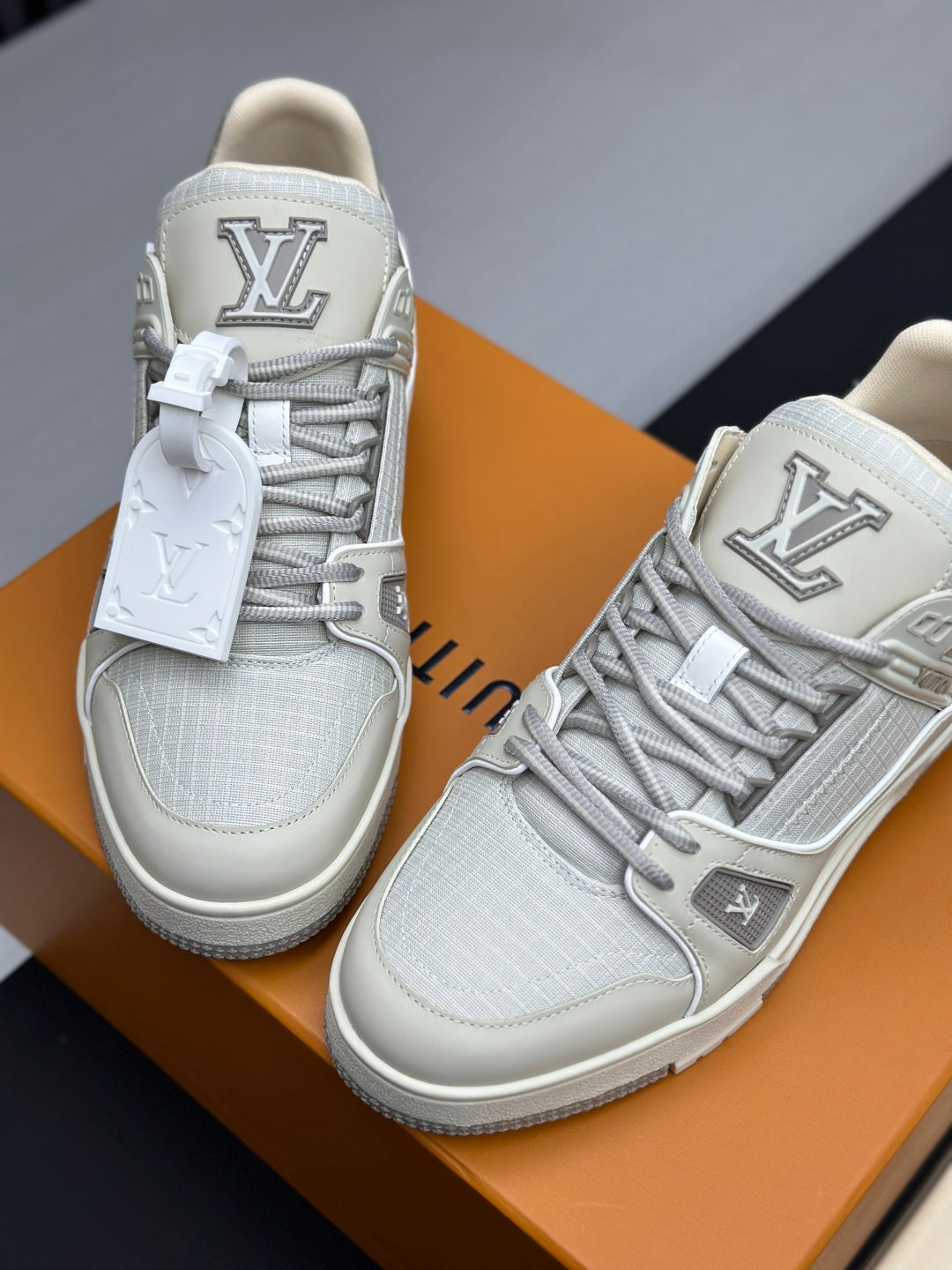 Luxury Cream & Silver Low-Top Sneakers – Premium Casual Shoes