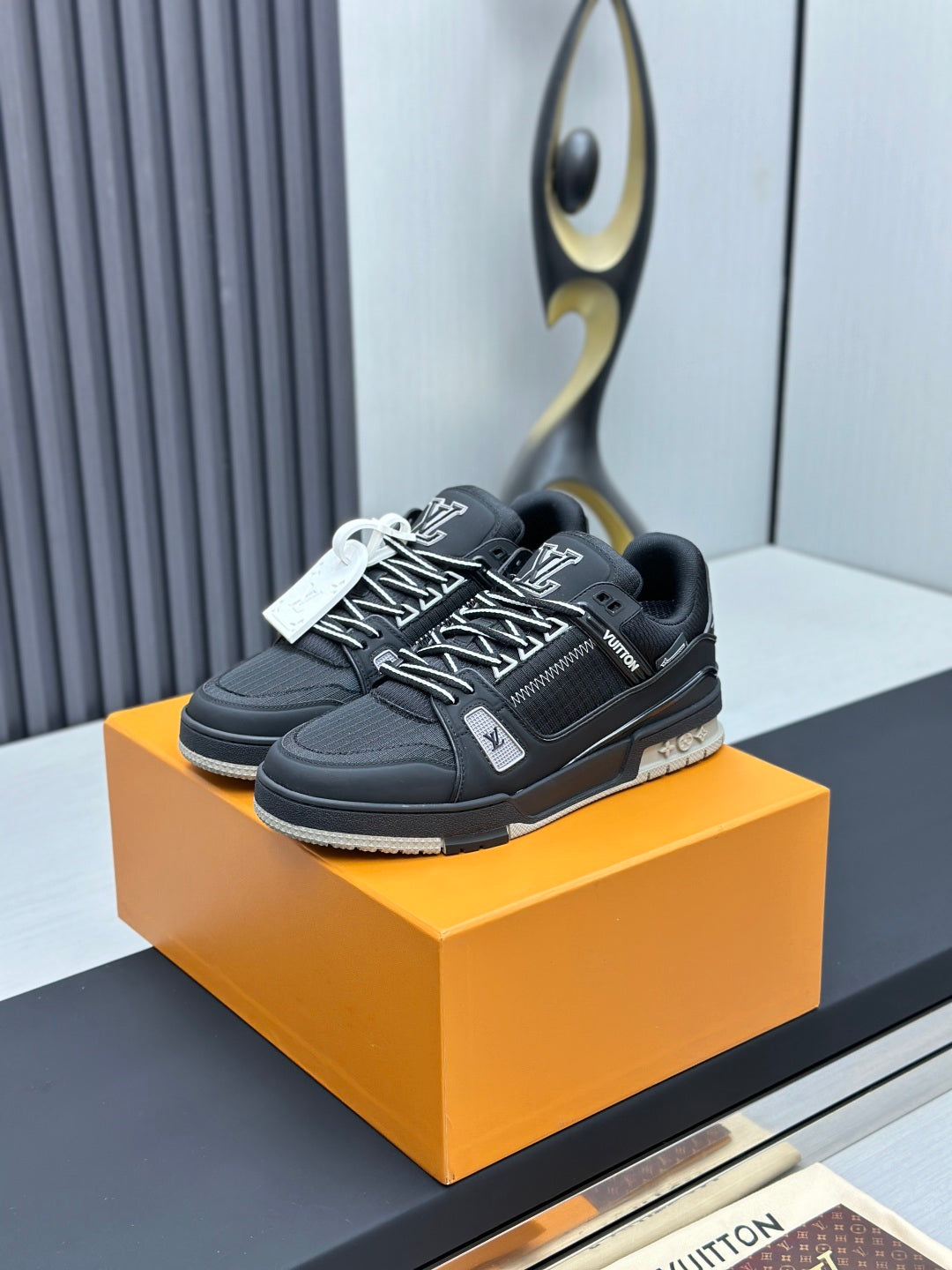 Luxury Black & Silver Low-Top Sneakers – Premium Casual Shoes