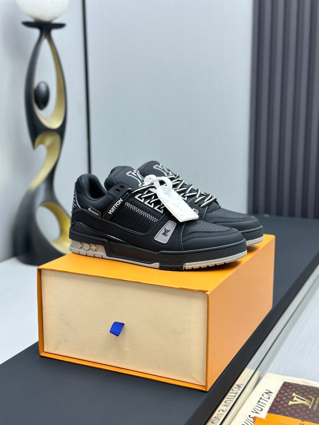 Luxury Black & Silver Low-Top Sneakers – Premium Casual Shoes