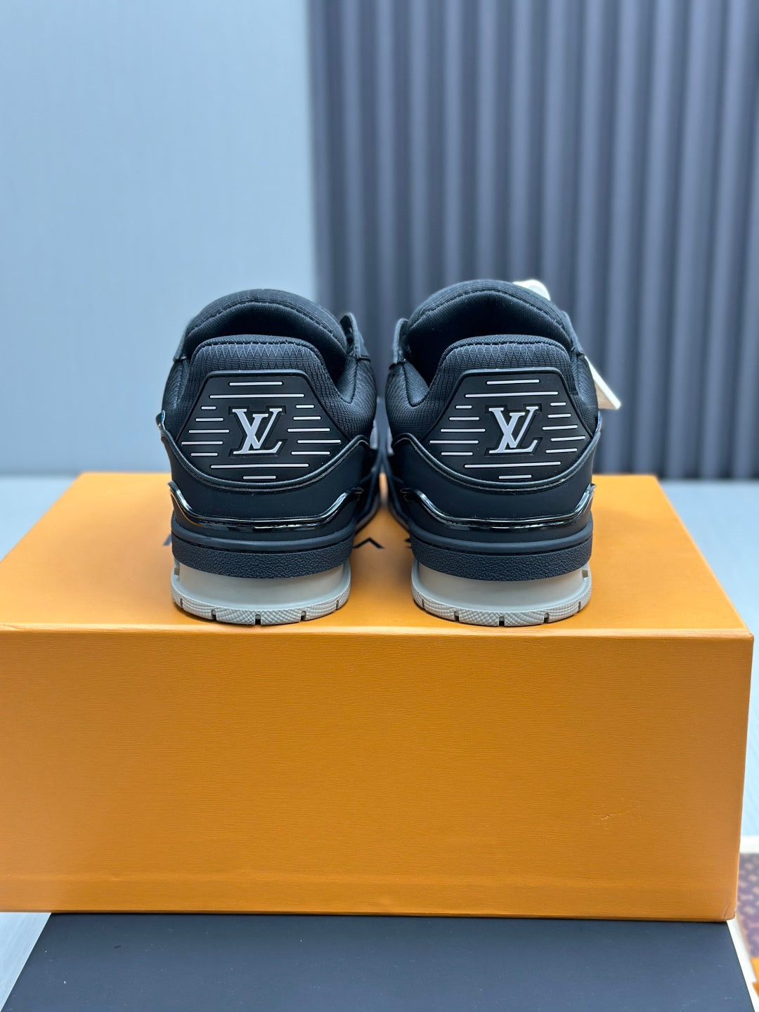 Luxury Black & Silver Low-Top Sneakers – Premium Casual Shoes